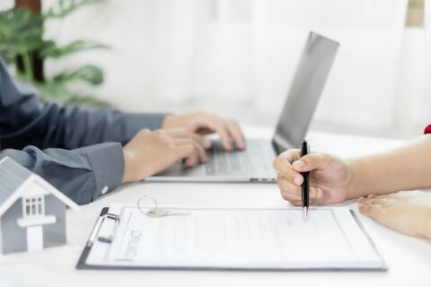 Vendre son bien : ces 5 erreurs qui peuvent vous faire perdre des milliers d’euros