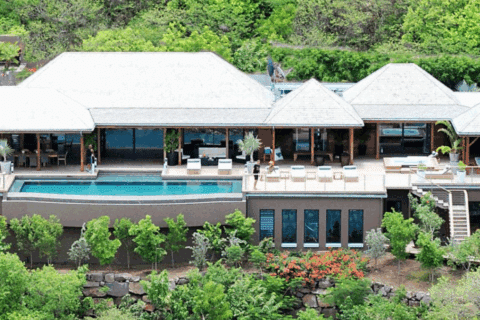 Vivez le rêve de Johnny : louez sa villa à Saint-Barth pour une semaine inoubliable