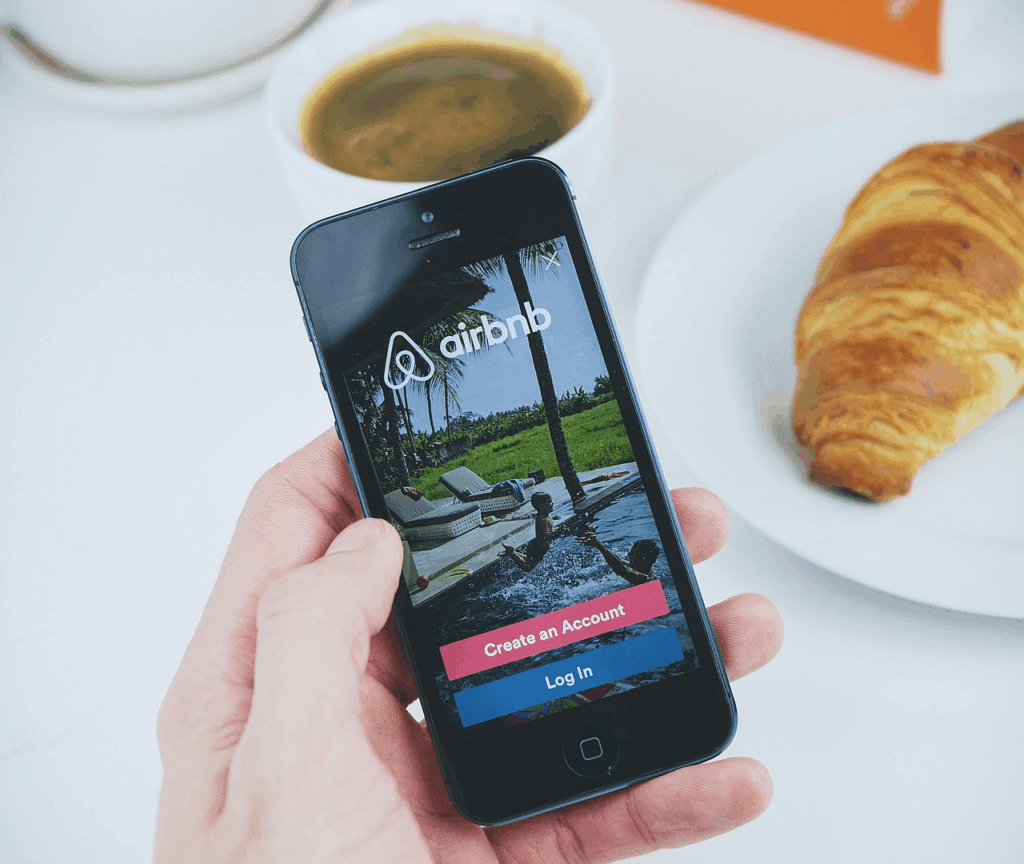 Pourquoi et comment investir dans un Airbnb ?