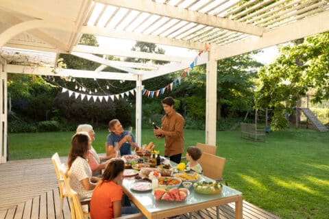 Le guide essentiel pour transformer n’importe quel balcon ou jardin en oasis apaisante