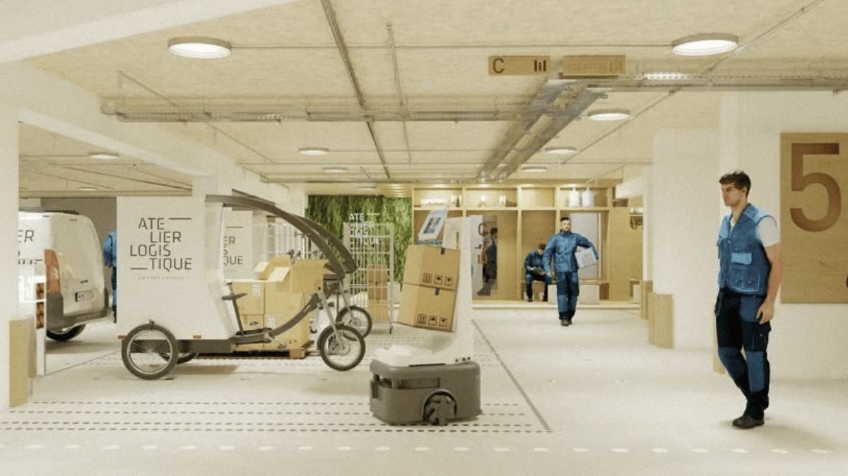 hub logistique robotisé sous les Champs-Élysées