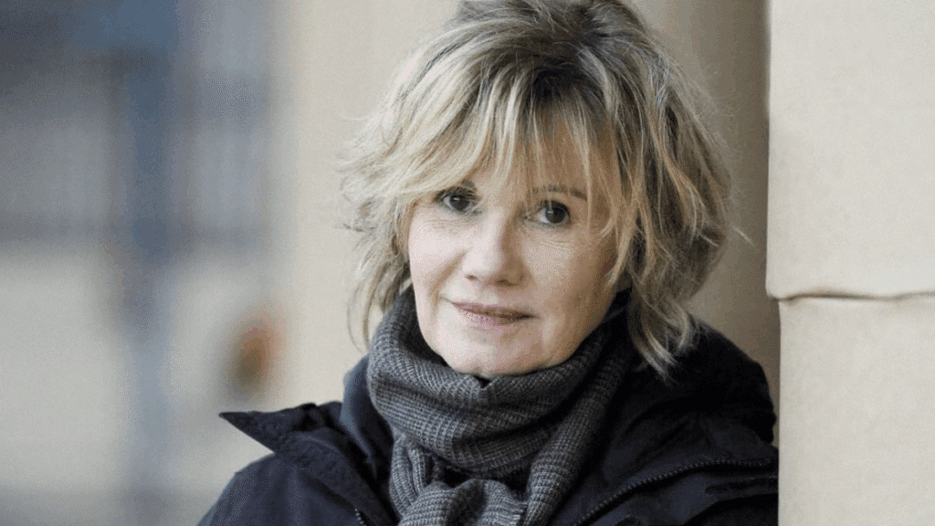 Images : Dans la maison en bord de mer de Miou-Miou !