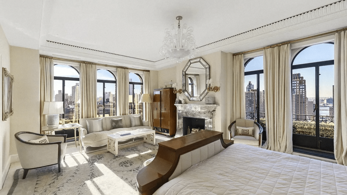 scarlett-johansson-colin-jost-penthouse-new-york2