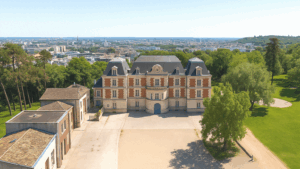 Immobilier de caractère à Bordeaux : deux châteaux exceptionnels aux enchères