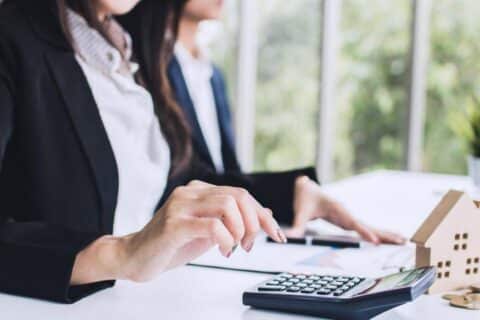 Les 3 lois les plus importantes pour maîtriser l’assurance emprunteur