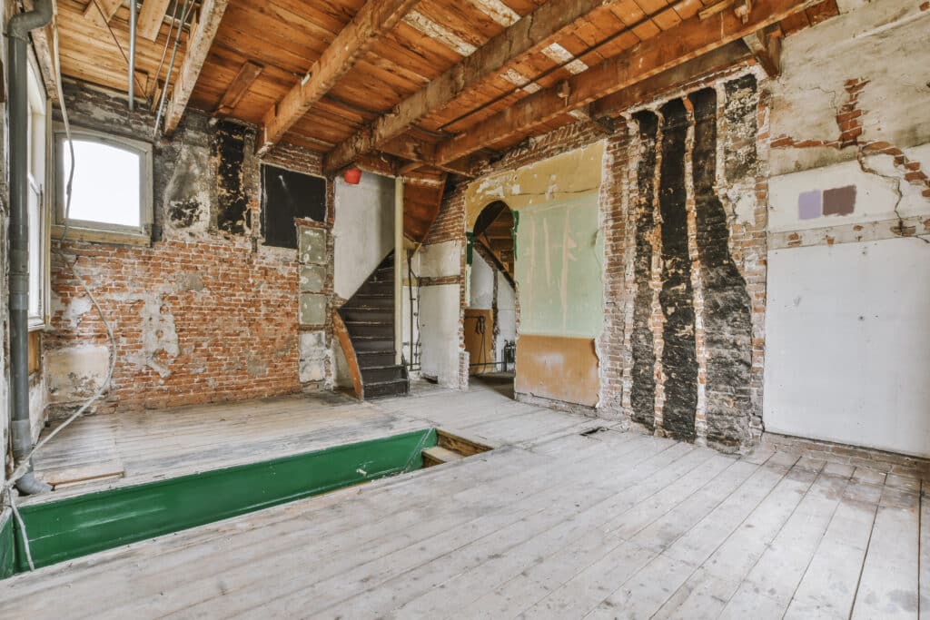 Il pensait faire une plus-value il perd 149 000 € après avoir rénové seul