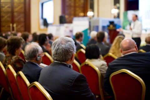 Au Mipim 2026 l’immobilier croyait à la reprise… puis la guerre a tout changé