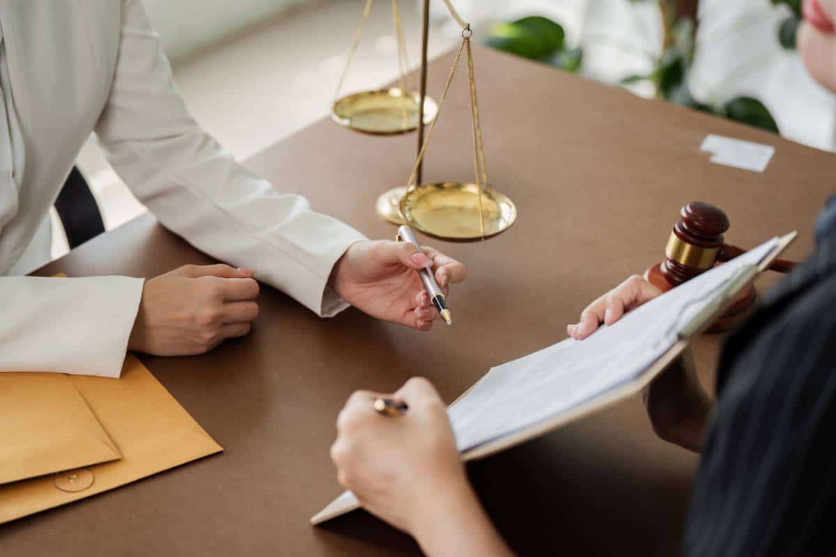 Succession : pourquoi opter pour la donation de parts de SCPI en démembrement ?