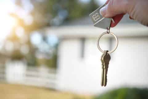 Taux immobilier mars 2026 : les crédits repassent sous 3,30 % pour certains profils