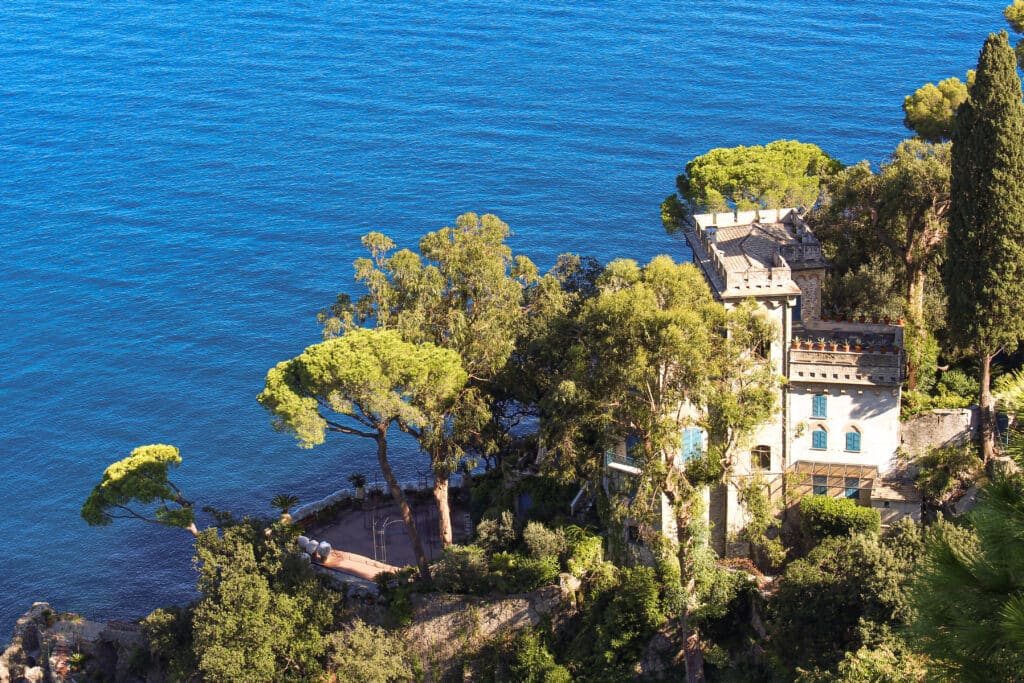 Immobilier de luxe en France : le budget minimum pour rejoindre les acheteurs les plus riches