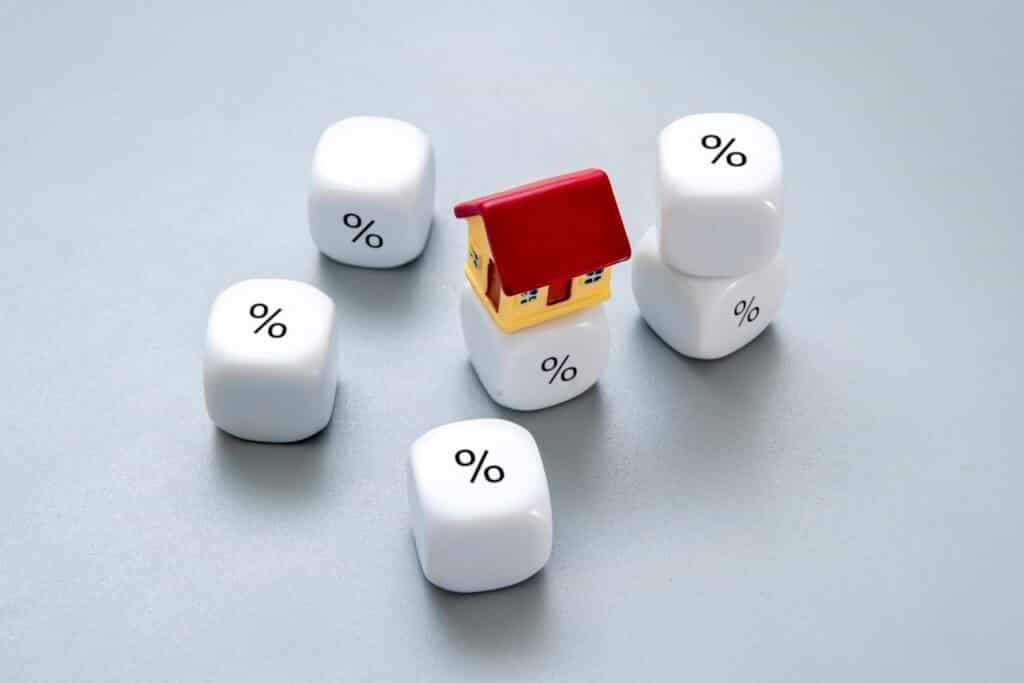 Crédit immobilier 2026 les taux vont-ils vraiment rester bloqués autour de 3,30 % ?