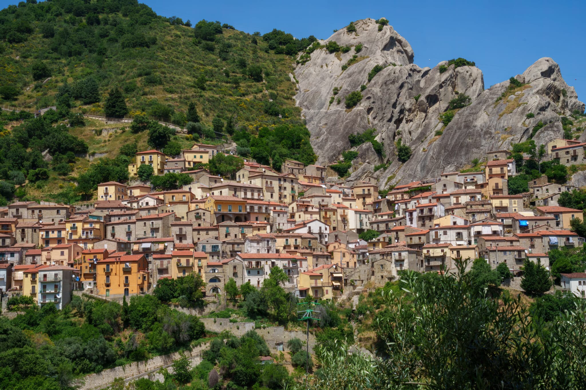 Immobilier en Italie : pourquoi ces villages vendent des maisons à 1 euro