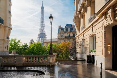 Le Pullman Tour Eiffel vendu plus de 400 millions d’euros à Paris