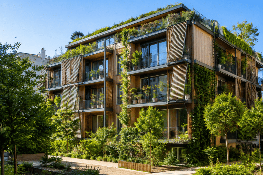 Oubliez la clim : ces bâtiments restent étonnamment frais même à 40 °C