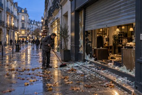 Aides sociales des pilleurs du 17 octobre : RSA et APL visés
