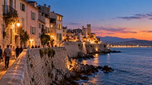 Prix immobilier Côte d'Azur : Nice, Cannes et Antibes en 2026